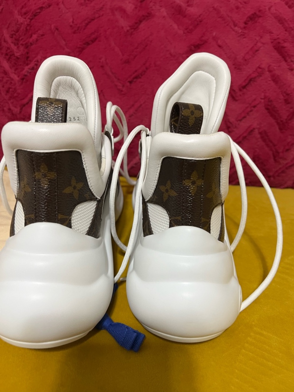 Louis Vuitton Lv Archlight Monogram Chunky Sneaker size 38.5 - Picture 9 of 16